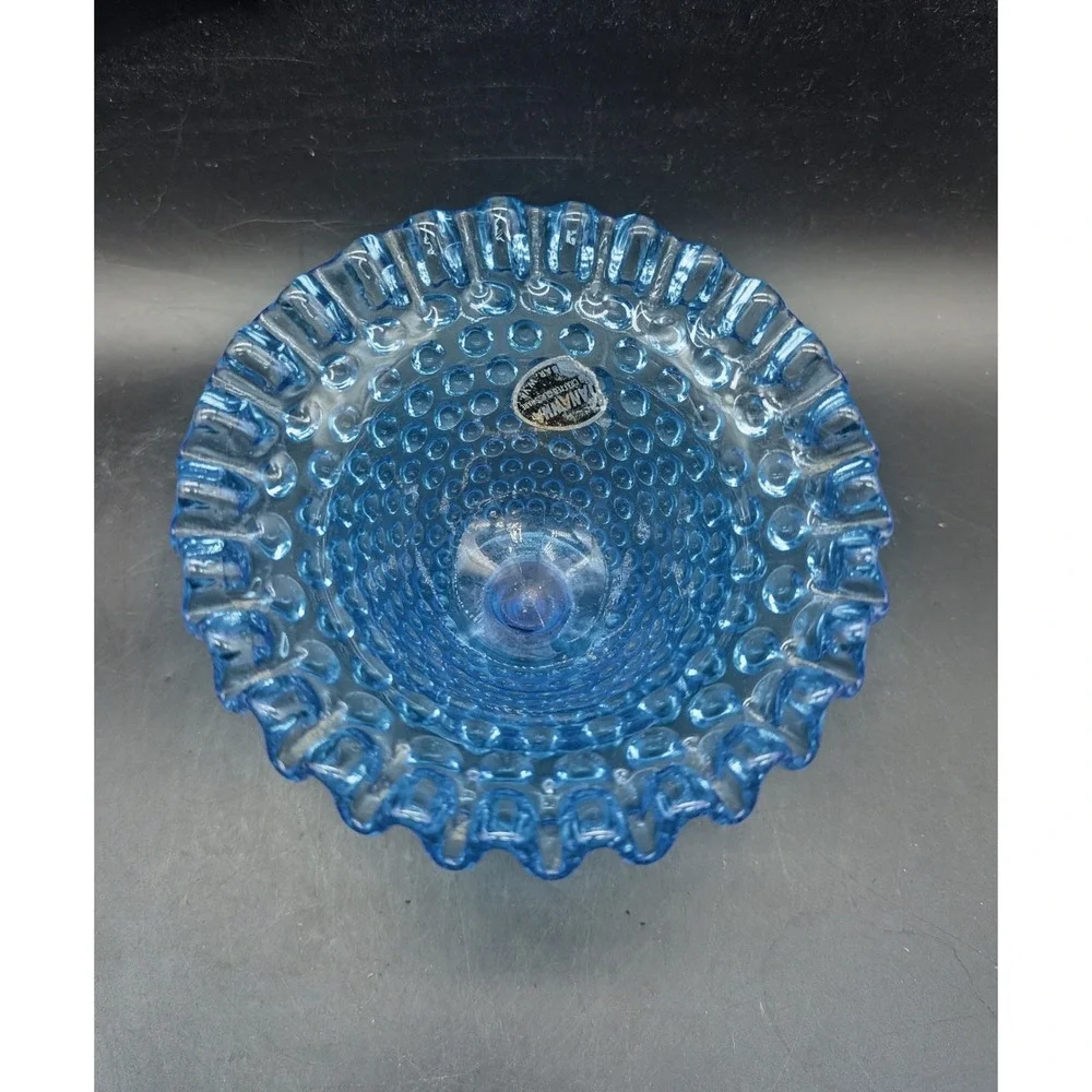 Kanawha blue glass